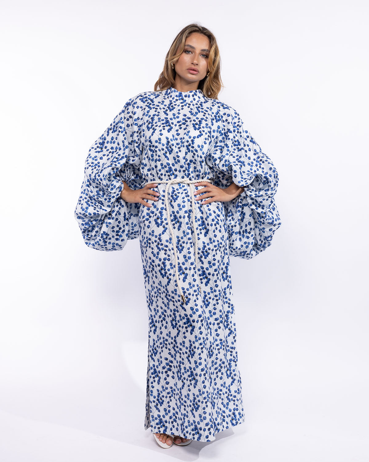 Balloon Sleeves Maxi Dress in Linen - Electric Blue