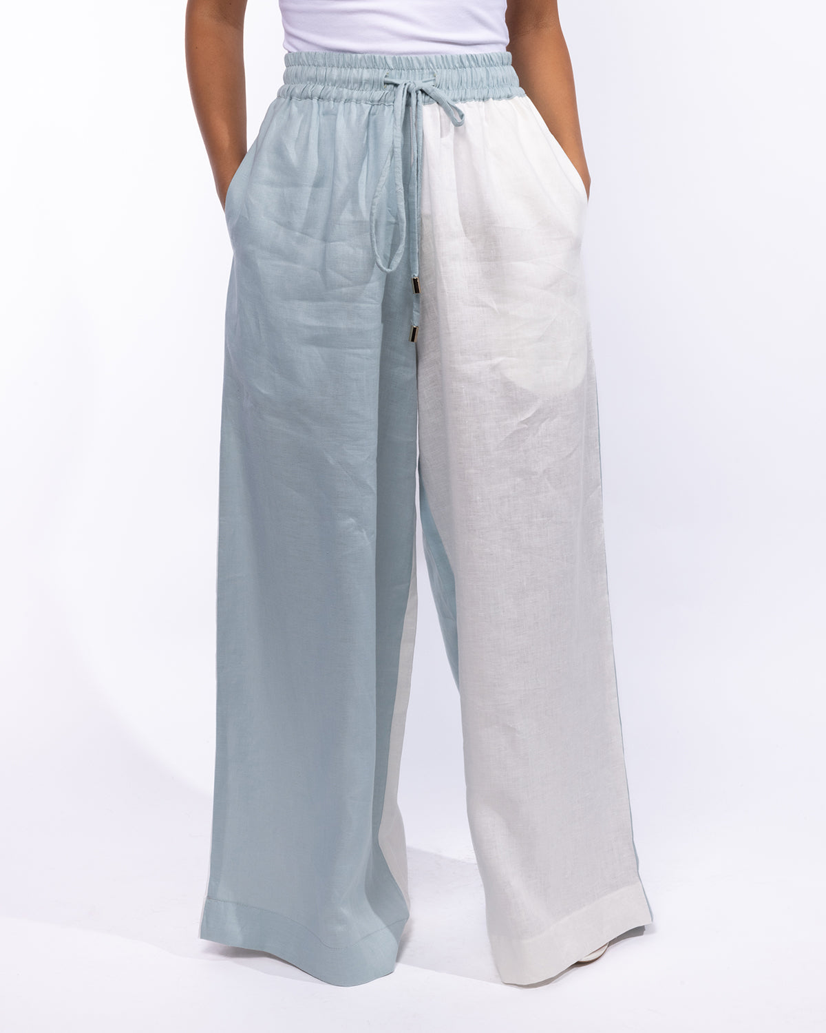 Kaia Pants - Soft blue & White