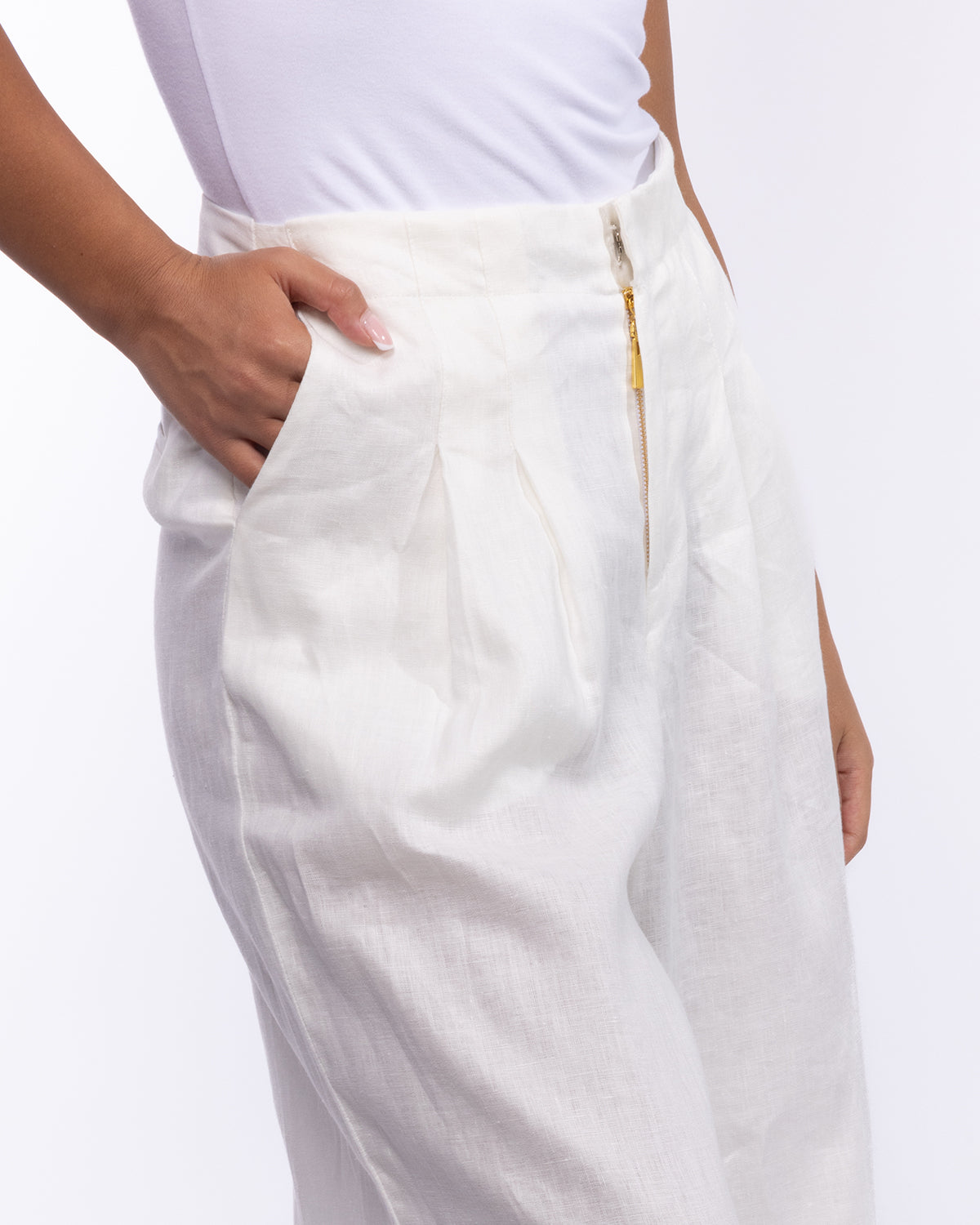 Kaira Pants - The Perfect White