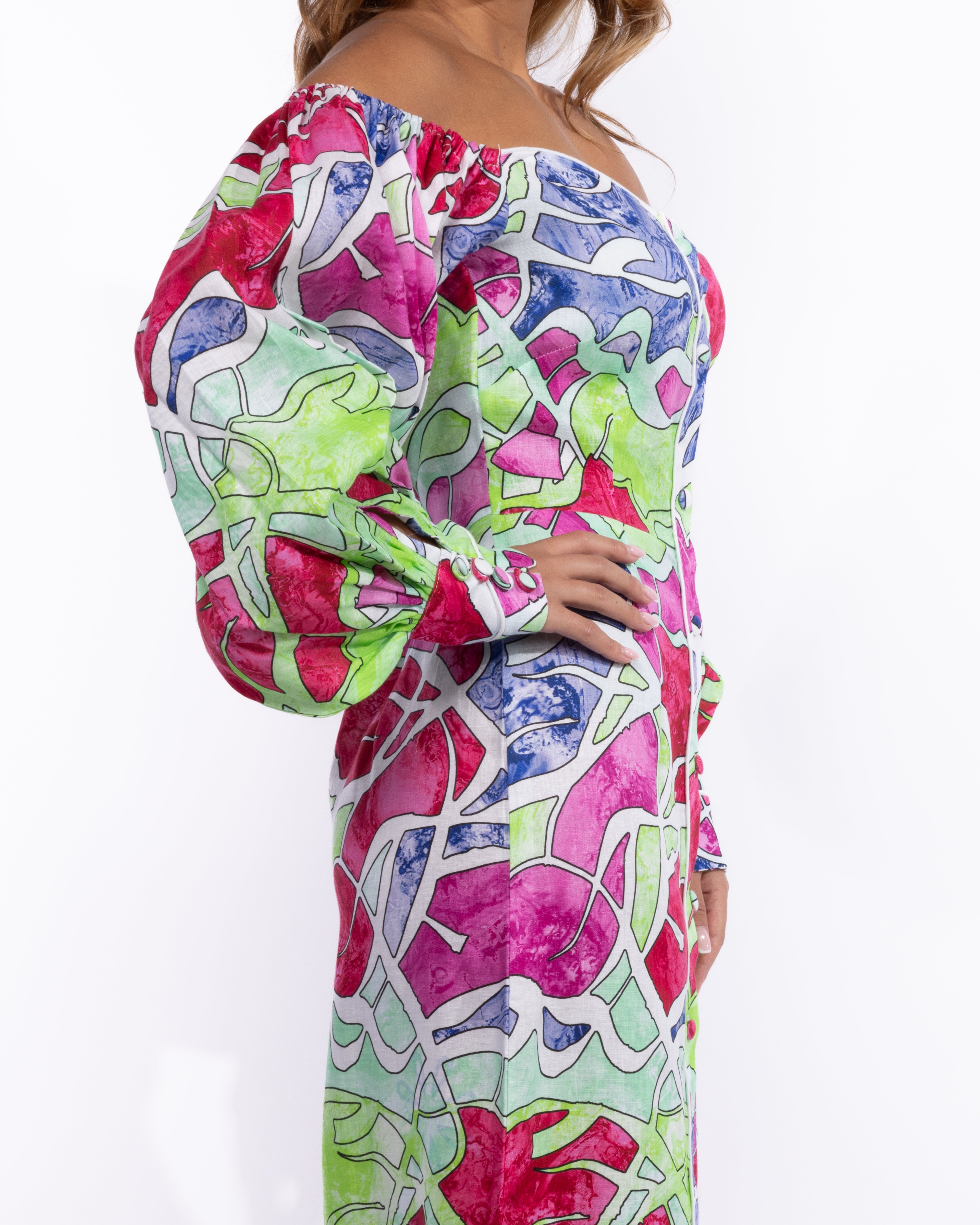 Aria Maxi Off-Shoulder Sleeves Dress in Linen- abstract